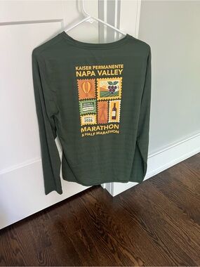 NWOT Napa Valley Marathon Long Sleeve Tee - Olive Green